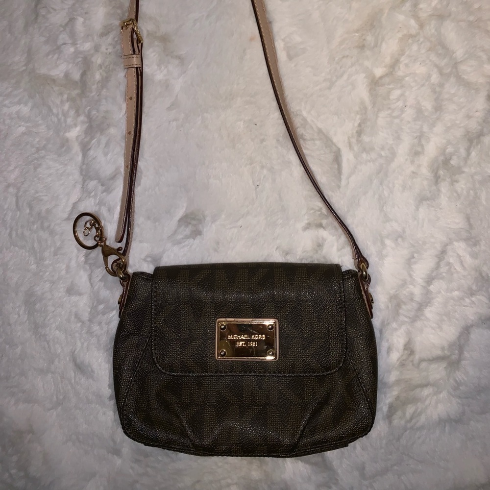 Michael Kors cross body bag